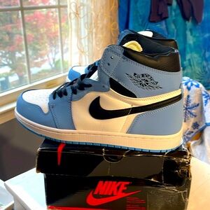 Nike air Jordan one 1985 women’s size 9.5